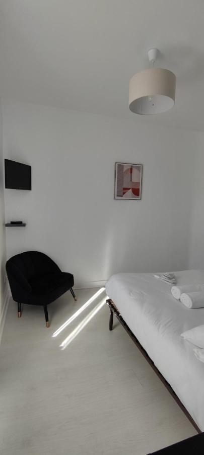 Guest Home Location Néris-les-Bains Eksteriør bilde
