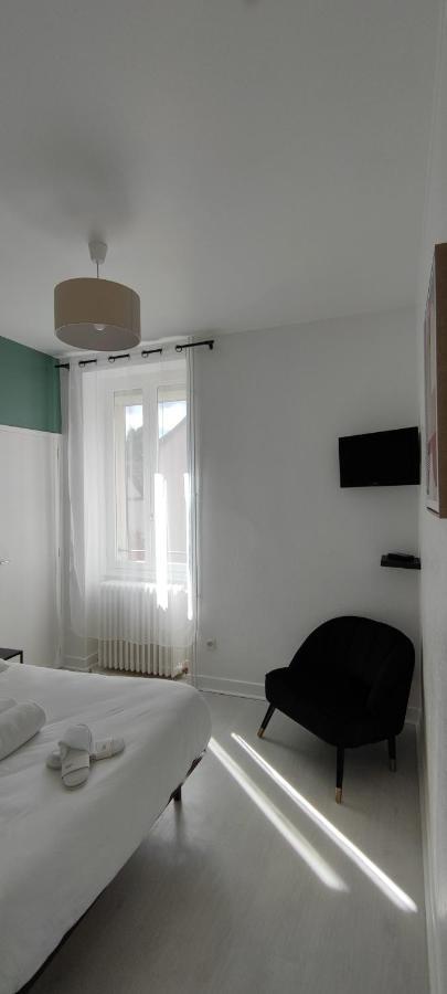 Guest Home Location Néris-les-Bains Eksteriør bilde